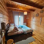 Holiday home Dom Nad Jeziorem- Zakatek Mala Kolczewo