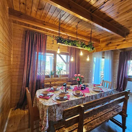 Dom Nad Jeziorem- Zakatek Mala * Kołczewo