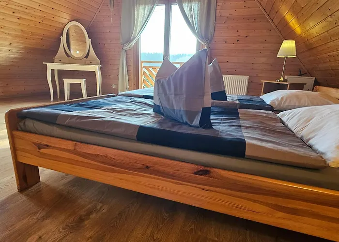 Dom Nad Jeziorem- Zakatek Mala