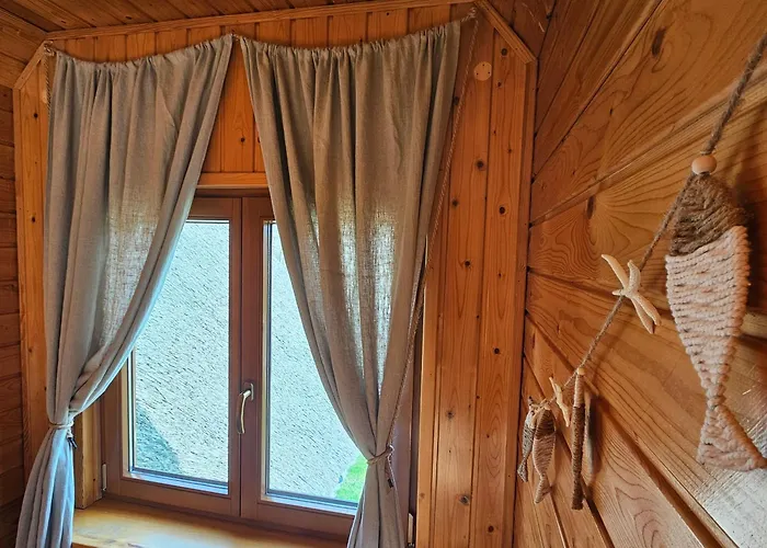 Dom Nad Jeziorem- Zakatek Mala