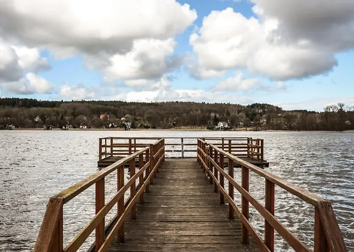 Сasa de vacaciones Dom Nad Jeziorem- Zakatek Mala