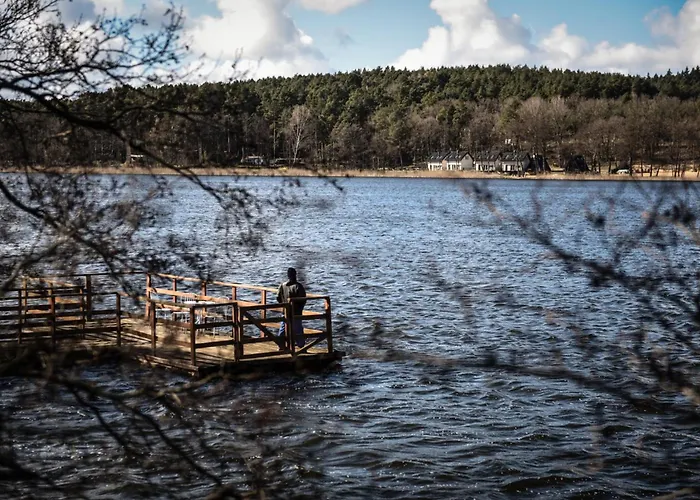 Сasa de vacaciones Dom Nad Jeziorem- Zakatek Mala