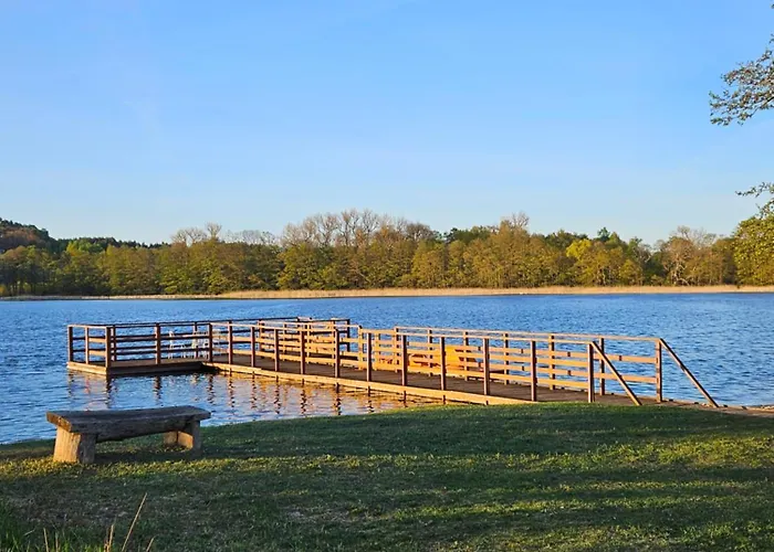 Dom Nad Jeziorem- Zakatek Mala