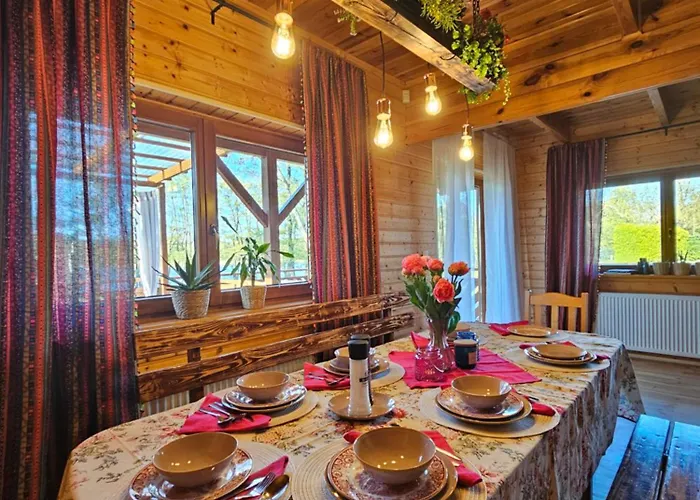 Dom Nad Jeziorem- Zakatek Mala