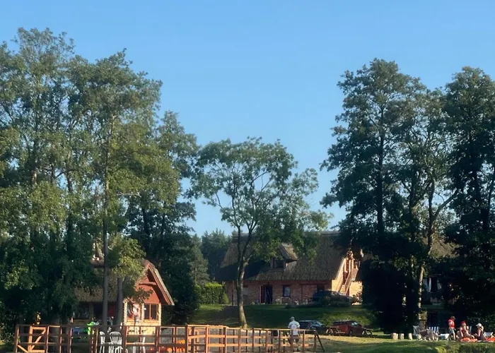 Dom Nad Jeziorem- Zakatek Mala Сasa de vacaciones *