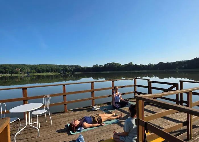 Dom Nad Jeziorem- Zakatek Mala * Kołczewo