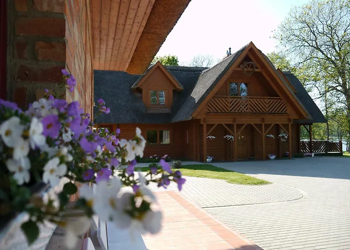 Dom Nad Jeziorem- Zakatek Mala *